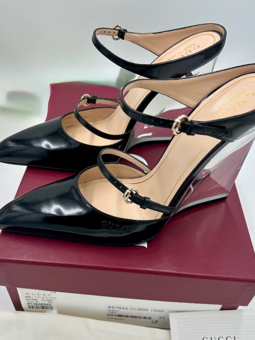 Women’s Gucci Christy Regent Patent  Leather Wedge Mules. Size 9. Made in Italy.